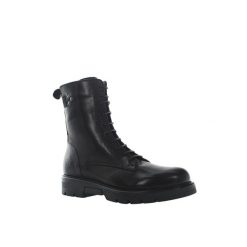 Trapery damskie LUMBERJACK MELANY. Czarne trapery damskie Lumberjack, bez zapięcia. Za 369.99 zł.