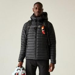 Męska pikowana kurtka Air Lite. Czarne kurtki męskie Dare 2B, m, bez wzorów, z poliesteru, sportowe, bez kaptura. Za 649.99 zł.