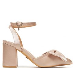 Czółenka DeeZee. Brązowe czółenka damskie DeeZee, bez wzorów, bez obcasa, bez zapięcia. Za 129.99 zł.