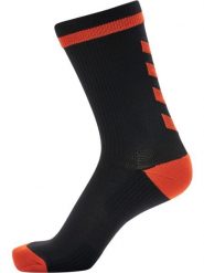 Skarpety Hummel Elte Indoor Sock Low PA unisex sportowe. Czarne skarpety męskie Hummel, bez wzorów, z materiału. Za 68.00 zł.