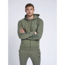 Bluza z kapturem Hummel hmlISAM. Zielone bluzy męskie Hummel, m, bez wzorów, sportowe, bez ramiączek, z kapturem. W wyprzedaży za 226.50 zł.