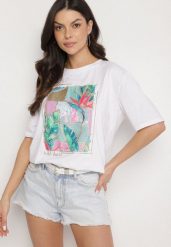 Biały Bawełniany T-shirt z Ozdobnym Nadrukiem Delmari. Białe t-shirty damskie Born2be, m, bez wzorów, z bawełny, klasyczne, bez kołnierzyka, bez ramiączek. Za 39.99 zł.