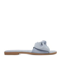 Klapki JENNY. Niebieskie klapki damskie Jenny, bez wzorów, bez obcasa, bez zapięcia. Za 79.99 zł.