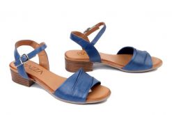 PIAZZA 910128-05 blau, sandały damskie. Niebieskie sandały damskie Piazza, bez wzorów, ze skóry, bez obcasa, na obcasie, bez zapięcia. Za 299.90 zł.