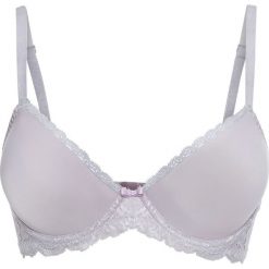 Biustonosz usztywniany bonprix dymny lila. Fioletowe biustonosze bonprix, z aplikacjami, z koronki. Za 32.99 zł.