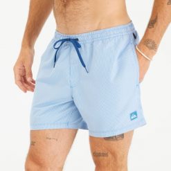 Spodenki surfingowe męskie Quiksilver Volley Deluxe krótkie 15". Brązowe szorty męskie Quiksilver, bez wzorów, z poliesteru, sportowe. W wyprzedaży za 99.99 zł.