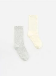 Skarpetki z bawełną 2 pack - wielobarwny. Skarpetki damskie Reserved, bez wzorów, z bawełny. Za 49.99 zł.