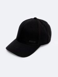 Czapka unisex z daszkiem czarna Basil 906. Czarne czapki damskie BIG STAR, bez wzorów, z bawełny. Za 99.99 zł.