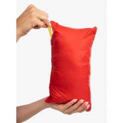 Kurtka zimowa damska Fjallraven Expedition X-Latt Jacket. Czerwone kurtki sportowe damskie Fjällräven, na zimę, bez wzorów, bez ramiączek, bez kaptura, trekkingowe. Za 671.99 zł.