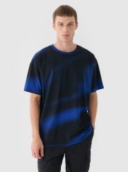 4F T-shirt oversize z nadrukiem męski - niebieski S. Niebieskie t-shirty męskie 4F, m, bez wzorów, z bawełny, bez kołnierzyka, bez ramiączek. W wyprzedaży za 39.99 zł.