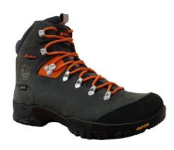 Buty trekkingowe męskie Chiruca Dynamic 18. Czarne trekkingi męskie Chiruca, z gore-texu, bez zapięcia. Za 899.00 zł.