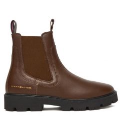 Sztyblety Tommy Hilfiger. Brązowe botki damskie Tommy Hilfiger, bez wzorów, bez obcasa, na płaskiej podeszwie, bez zapięcia. Za 599.99 zł.