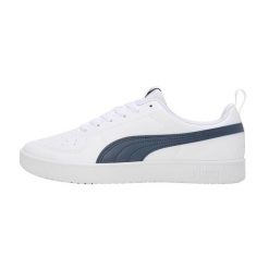 Buty sportowe sneakersy skóra ekologiczna białe PUMA RICKIE 387607-1. Niebieskie obuwie sportowe damskie Puma, bez wzorów, ze skóry ekologicznej, bez zapięcia, trekkingowe. Za 149.00 zł.