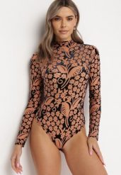 Beżowe Welurowe Body z Półgolfem w Ornamentalny Wzór Mackkes. Brązowe body Born2be, bez wzorów, z materiału. Za 99.99 zł.