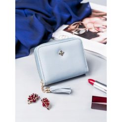 Portmonetka damska na zamek niebieska Milano Design - niebieski. Niebieskie portfele damskie MILANO DESIGN, ze skóry. Za 25.99 zł.