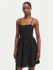 Tommy Jeans Sukienka letnia DW0DW22352 Czarny Slim Fit. Czarne sukienki damskie Tommy Jeans, na lato, xxs, bez wzorów, z bawełny, bez kołnierzyka, bez ramiączek. Za 289.99 zł.