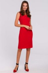Klasyczna elegancka sukienka midi z dekoltem V czerwona. Czerwone sukienki damskie Sukienki.shop, do pracy, m, bez wzorów, biznesowe, bez kołnierzyka, bez ramiączek, midi, dopasowane. W wyprzedaży za 146.00 zł.