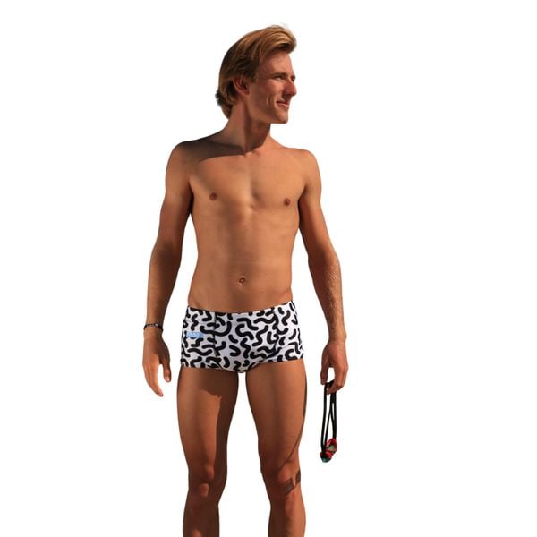 Kąpielówki Mako. Białe kąpielówki męskie MAKO, m, bez wzorów. Za 242.50 zł.