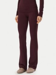 Guess Legginsy V6YB24 K4713 Bordowy Flare Fit. Czerwone legginsy damskie Guess, z aplikacjami, z syntetyku. Za 264.99 zł.