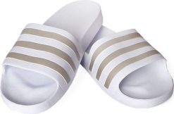 Adidas Klapki męskie ADIDAS ADILETTE AQUA 37. Klapki męskie Adidas, bez wzorów, bez zapięcia. Za 93.23 zł.