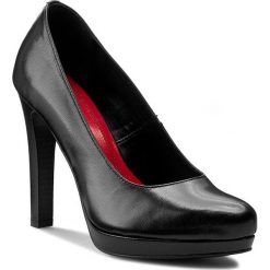 Czółenka i Szpilki LASOCKI 70527-02. Czarne szpilki damskie Lasocki, bez wzorów, ze skóry, bez obcasa, na szpilce, bez zapięcia. Za 199.99 zł.