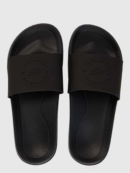 Klapki damskei 4F 4FRSS26FSLIF061. Czarne klapki damskie 4F, na lato, bez wzorów, z gumy, bez obcasa, bez zapięcia. Za 59.99 zł.