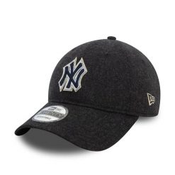Czapka z daszkiem New York Yankees MLB Melton 9Twenty. Czarne czapki damskie New Era, bez wzorów, sportowe. W wyprzedaży za 116.65 zł.