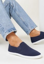 Granatowe Wsuwane Tenisówki Materiałowe Kalaiya. Niebieskie trampki i tenisówki damskie Born2be, bez wzorów, z jeansu, bez zapięcia. Za 34.99 zł.