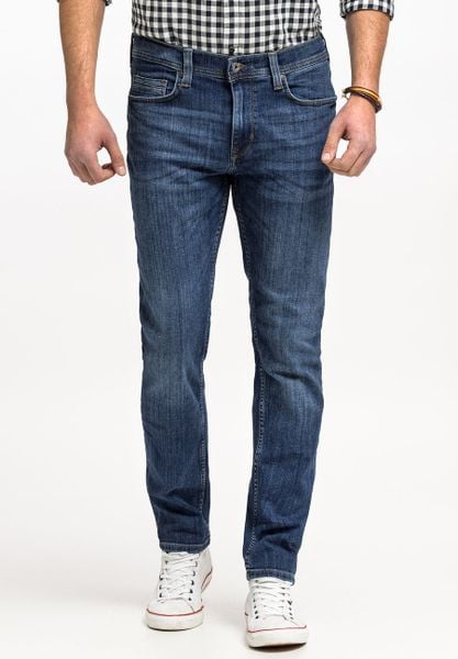 Spodnie Męskie Jeansowe Mustang Vegas Slim Denim Blue 1015045 5000 883, W31 L30. Niebieskie spodnie materiałowe męskie Mustang, bez wzorów, z bawełny, z standardowym stanem. Za 219.99 zł.
