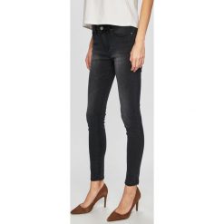 Answear - Jeansy. Niebieskie jeansy damskie ANSWEAR, bez wzorów, z bawełny. W wyprzedaży za 59.90 zł.