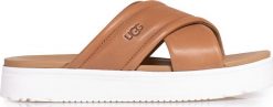 UGG Klapki UGG Zayne 1128635-TLTH. Klapki damskie UGG, bez wzorów, sportowe, bez obcasa, bez zapięcia. Za 379.00 zł.