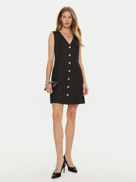 Guess Sukienka koktajlowa Doris W4BK11 WGIF2 Czarny Slim Fit. Czarne sukienki damskie Guess, xs, z aplikacjami, z wiskozy, wizytowe, bez kołnierzyka, bez ramiączek. Za 449.99 zł.