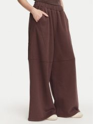 Kappa Spodnie dresowe 36226ZW Brązowy Oversize. Brązowe spodnie dresowe damskie Kappa, bez wzorów, z bawełny. Za 179.99 zł.