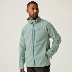 Kurtka turystyczna softshell Regatta Arana. Niebieskie kurtki sportowe męskie Regatta, m, bez wzorów, z materiału, bez kaptura, trekkingowe. Za 119.99 zł.