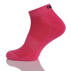 Skarpety sportowe unisex Nessi Sportswear Training Termoaktywne. Czerwone buty sportowe męskie NESSI SPORTSWEAR, bez wzorów. Za 35.99 zł.