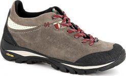 Buty trekkingowe damskie Zamberlan Hanriette brązowe r. 37.5. Brązowe obuwie trekkingowe damskie Zamberlan, bez zapięcia. Za 659.00 zł.
