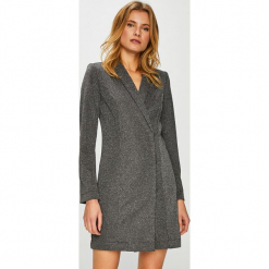 Vero Moda - Sukienka Glitter. Czarne sukienki damskie Vero Moda, na co dzień, bez wzorów, z dzianiny, casualowe, bez kołnierzyka, bez ramiączek, maxi, proste. W wyprzedaży za 119.90 zł.