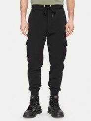 Moose Knuckles Spodnie dresowe Hartsfield M33MR777 Czarny Regular Fit. Czarne spodnie sportowe męskie Moose Knuckles, m, bez wzorów, z bawełny. Za 689.99 zł.