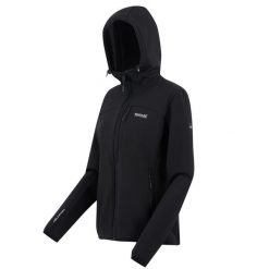 Kurtka damska softshell przeciwdeszczowy Ossek. Czarne kurtki sportowe damskie Regatta, bez wzorów, z materiału, bez ramiączek, z kapturem, trekkingowe. Za 95.99 zł.