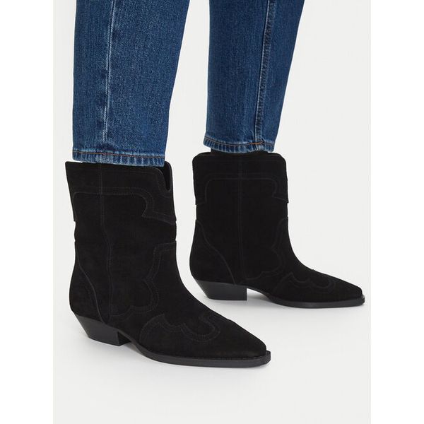 Botki Badura. Czarne botki damskie Badura, bez wzorów, bez obcasa, na płaskiej podeszwie, bez zapięcia. Za 299.99 zł.