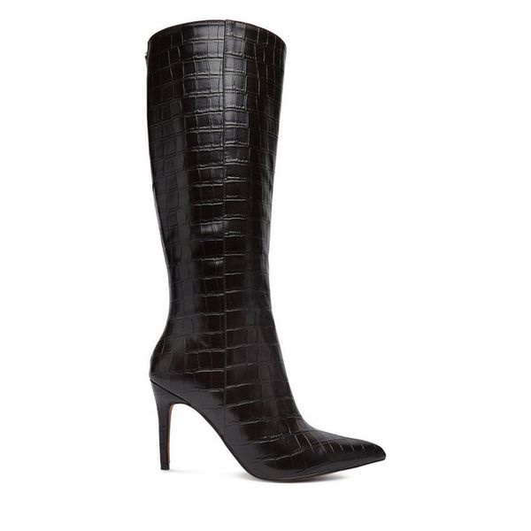 Kozaki Nine West. Brązowe kozaki damskie Nine West, bez wzorów, bez obcasa, na szpilce, bez zapięcia. Za 329.99 zł.
