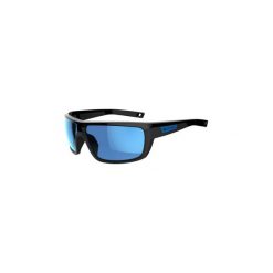 Okulary przeciwsłoneczne MH530 kategoria 3. Czarne buty sportowe męskie QUECHUA. Za 59.99 zł.