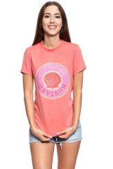 MUSTANG T SHIRT DAMSKI Alina C Print Porcelain Rose 1009475 8204. Czerwone t-shirty damskie Mustang, s, bez wzorów, bez kołnierzyka, bez ramiączek. W wyprzedaży za 39.99 zł.
