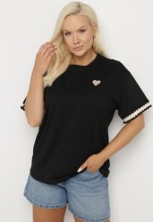 Czarny Bawełniany T-shirt o Kroju Oversize ze Zdobieniem przy Rękawach Milatia. Czarne t-shirty damskie Born2be, l, z aplikacjami, z bawełny, eleganckie, bez kołnierzyka, bez ramiączek. Za 49.99 zł.