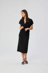 Elegancka sukienka z kołnierzem czarna. Czarne sukienki damskie Stylove, do pracy, m, bez wzorów, z elastanu, biznesowe, bez kołnierzyka, bez ramiączek, midi, dopasowane. Za 349.00 zł.