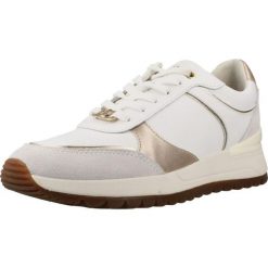 Buty GEOX D DESYA Biały. Białe obuwie trekkingowe damskie Geox, z syntetyku, bez zapięcia. Za 451.99 zł.