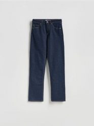 Jeansy straight - zielony. Zielone jeansy damskie Reserved, bez wzorów, z denimu. Za 129.99 zł.