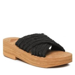 Klapki Roxy. Czarne klapki damskie Roxy, bez wzorów, bez obcasa, bez zapięcia. Za 179.99 zł.