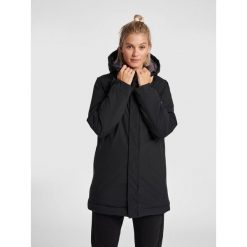 Parka dla kobiet Hummel North. Czarne parki damskie Hummel, na jesień, xl, bez wzorów, z tkaniny, moda ciążowa, z kapturem. Za 595.05 zł.
