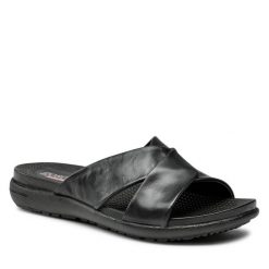 Klapki Go Soft. Czarne klapki damskie GO SOFT, bez wzorów, bez obcasa, bez zapięcia. Za 149.99 zł.